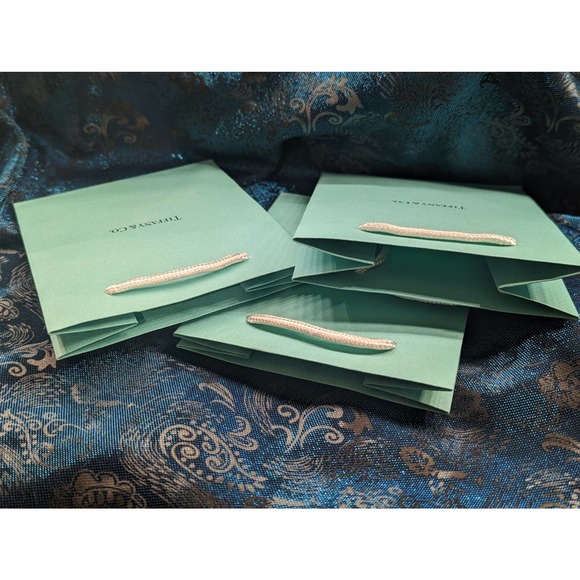 Tiffany & Co. Gift Bag Lot Of 3 - Picture 3 of 11